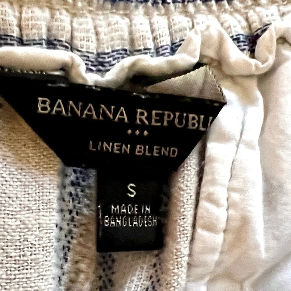 Banana Republic Linen-Blend Wide-Leg Capris in Beige and Blue Stripe size S